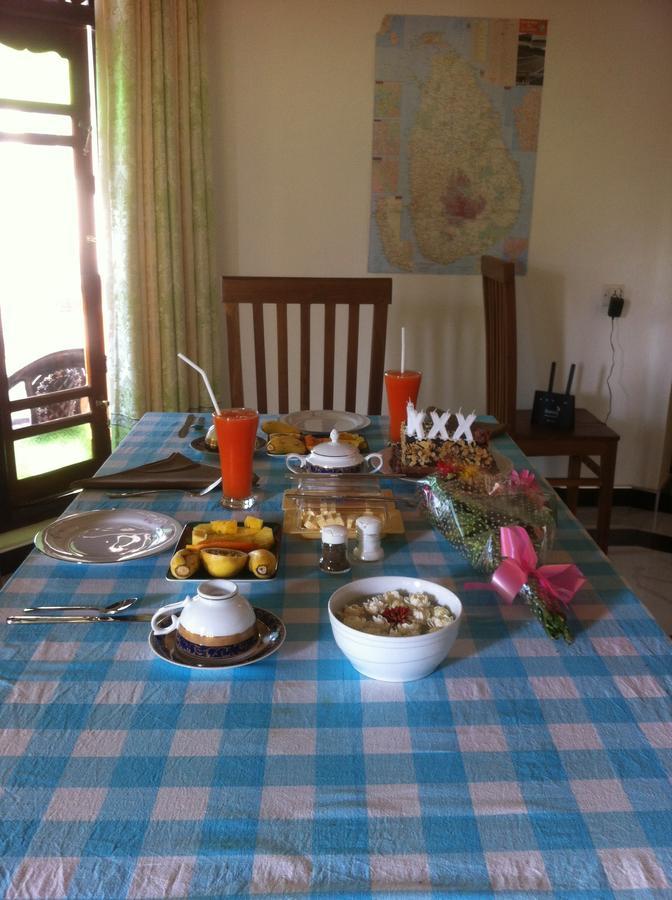 Bee Nest Bed & Breakfast Negombo Exterior foto